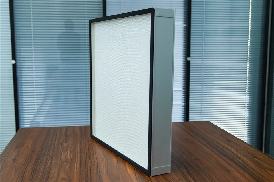 Izravan proizvođač visokoučinkovitog filtra za zrak s metalnim mrežastim kućištem otpornim na toplinu H14 FFU visokoučinkoviti filtar bez pregrada